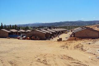 Construcción de viviendas unifamiliares en La Legua