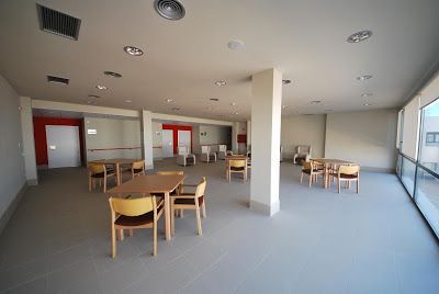Interior de edificios de uso dotacional