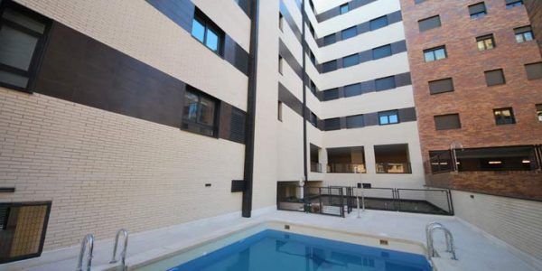Piscina construida en Altos de Cerro Belmonte