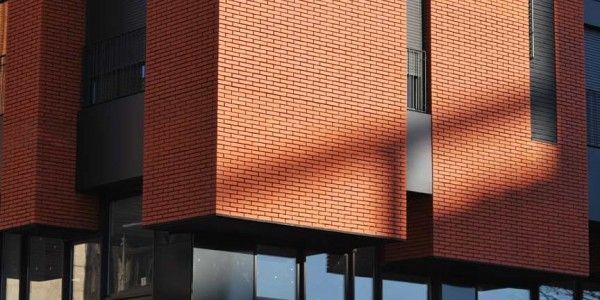 detalle fachada edificio Cotolma