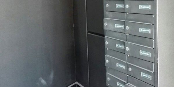 Detalle de diseño de buzones
