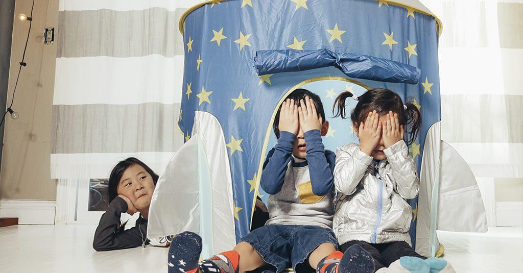 Más de 20 juegos divertidos para hacer en casa con niños